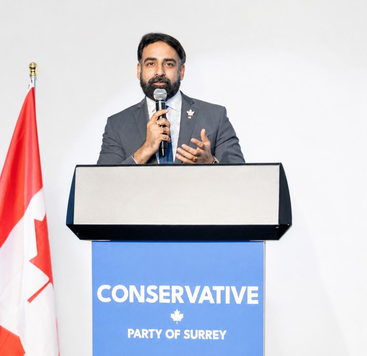 Honveer Singh Randhawa speaking at a campaign event